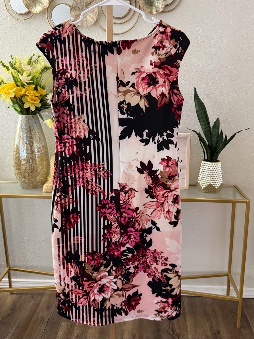 Midnight Velvet Pink and Black Floral Midi Sheath Dress - Picture 6 of 7